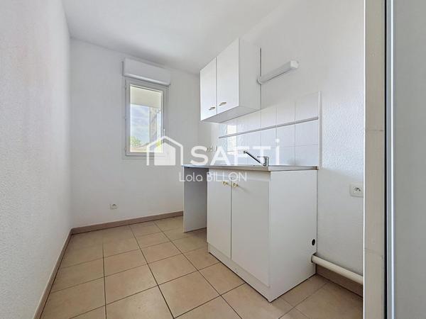 Appartement T3 avec terrasse couverte et place de parking