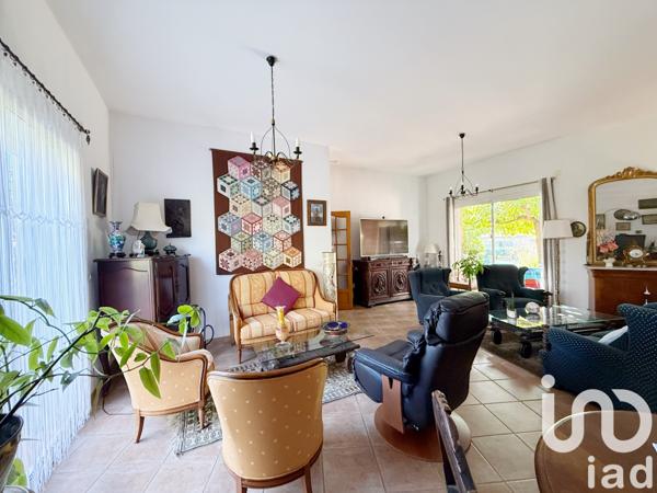 Maison à vendre 5 pièces 150 m² La Crau