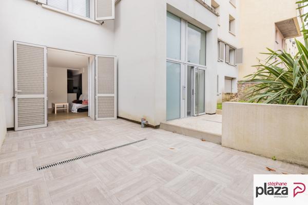 Massy (91300) Grand studio avec terrasse au Vieux Massy