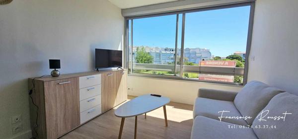 STUDIO MEUBLE + PARKING -