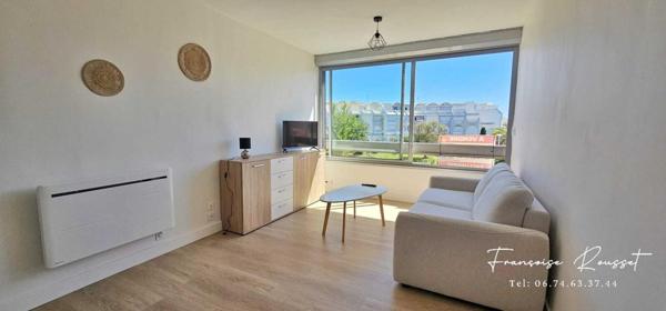 STUDIO MEUBLE + PARKING -
