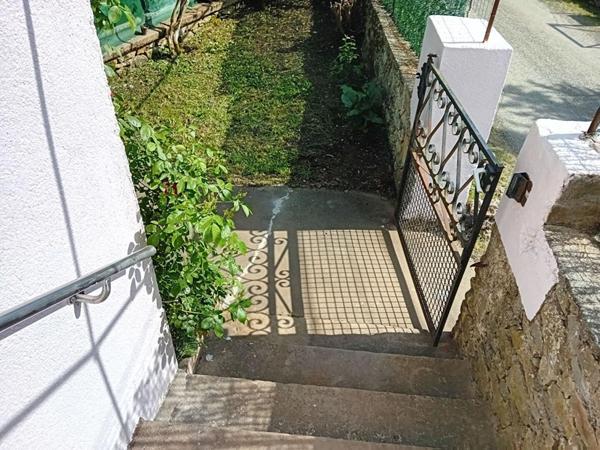 Immeuble 9 pièces  2 maisons