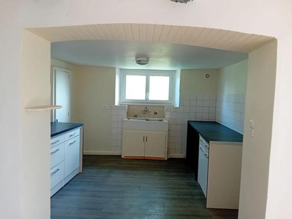 Immeuble 9 pièces  2 maisons