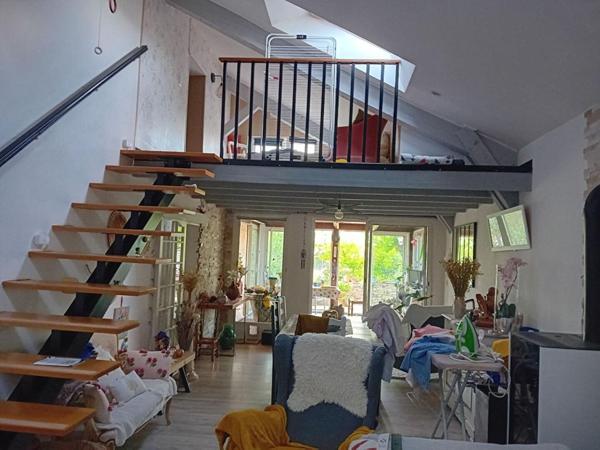 Immeuble 9 pièces  2 maisons