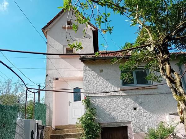 Immeuble 9 pièces  2 maisons