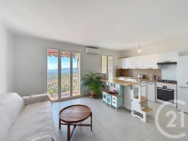 Appartement F3 à vendre  3 pièces - 62,25 m 2   GRASSE  - 06