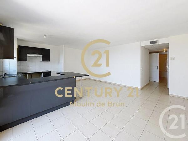 Appartement F3 à vendre  3 pièces - 62,25 m 2   GRASSE  - 06