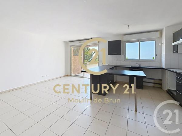 Appartement F3 à vendre  3 pièces - 62,25 m 2   GRASSE  - 06