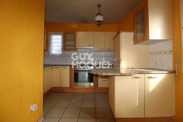 Appartement 3 chambres - Ascenseur - Balcon - Dernier étage