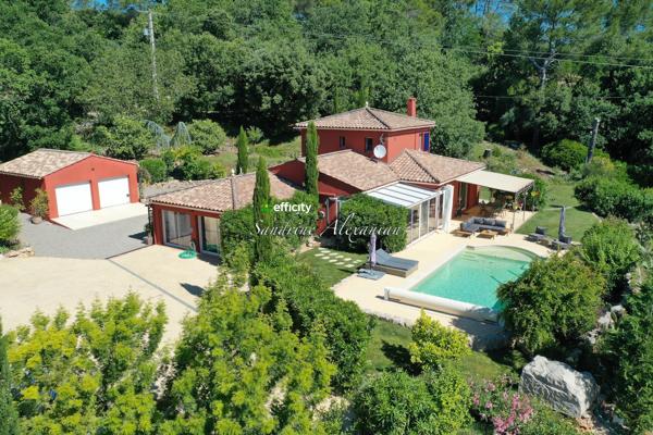 Maison
         7 pièces
        - 183 m² Bien prestige 740 000 € *