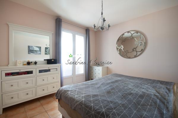 Maison
         7 pièces
        - 183 m² Bien prestige 740 000 € *