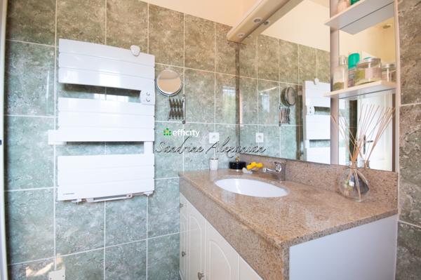Maison
         7 pièces
        - 183 m² Bien prestige 740 000 € *