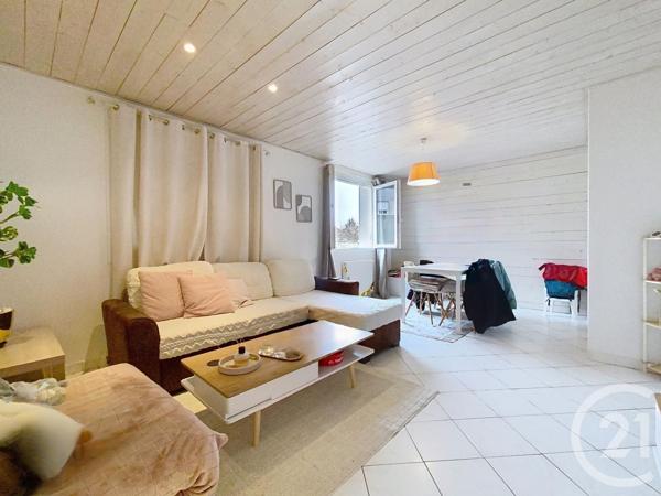 Appartement F2 à vendre  2 pièces - 57 m2 DAMMARIE LES LYS - 77