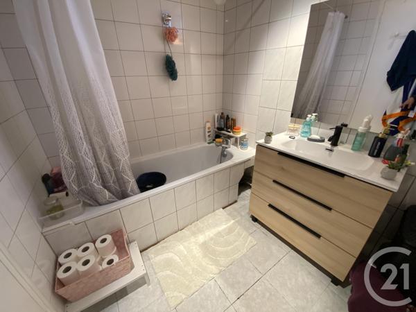 Appartement F2 à vendre  2 pièces - 57 m2 DAMMARIE LES LYS - 77