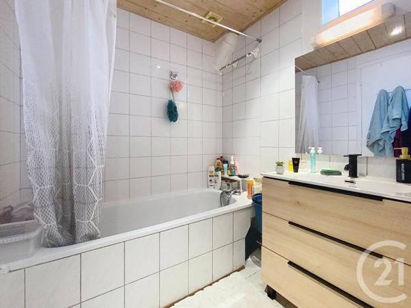 Appartement F2 à vendre  2 pièces - 57 m2 DAMMARIE LES LYS - 77