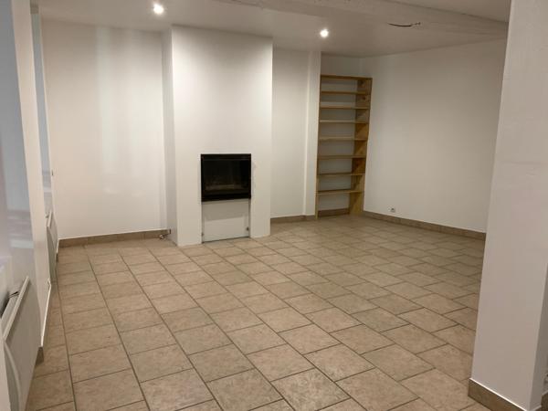 Sens (89100) Triplex T3 lumineux centre-ville avec terrasse