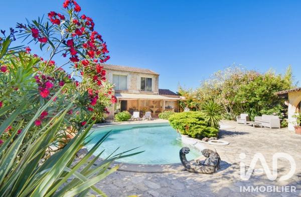 Maison à vendre 4 pièces 155 m² Roquevaire