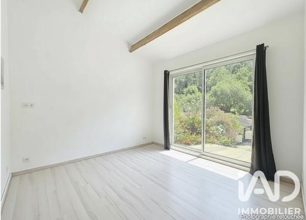 Maison à vendre 4 pièces 155 m² Roquevaire