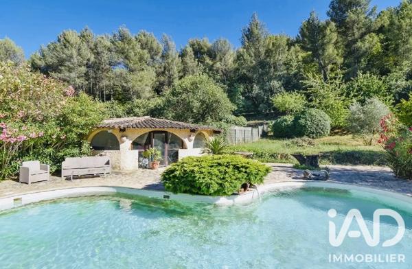 Maison à vendre 4 pièces 155 m² Roquevaire