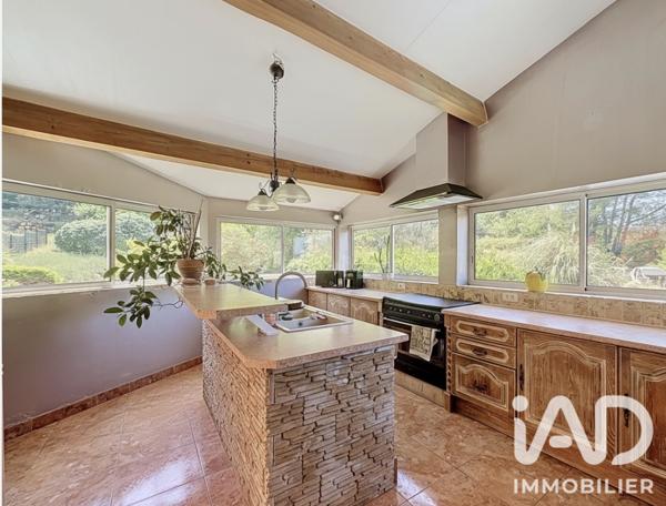 Maison à vendre 4 pièces 155 m² Roquevaire