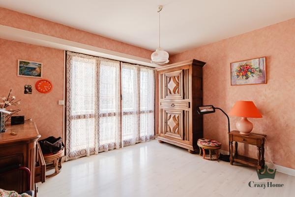 Appartement 3 pièce(s) 2 chambre(s) 82 m²
