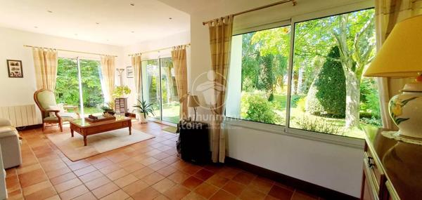 Vente Maison 6 pièces 160 m2 à Le Mesnil-Esnard