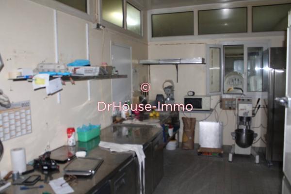 Commerce à vendre 10 pièces de 210 m²