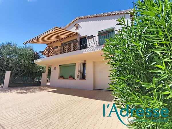 Quartier résidentiel Minelle, agréable villa 132 m², 2 appartements, parkings & grand garage 26m2!