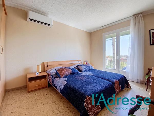 Quartier résidentiel Minelle, agréable villa 132 m², 2 appartements, parkings & grand garage 26m2!