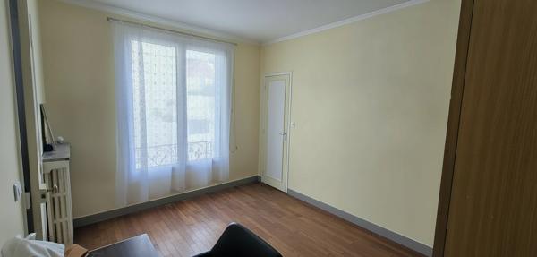 Maison de plain-pied à Nanterre, proche Rueil-Malmaison et futur Paris