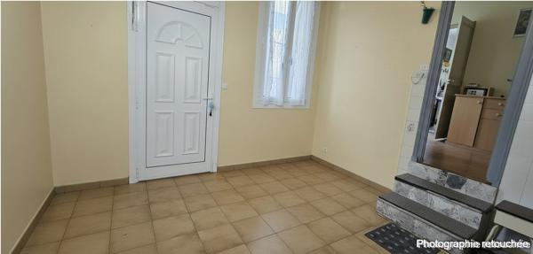 Maison de plain-pied à Nanterre, proche Rueil-Malmaison et futur Paris