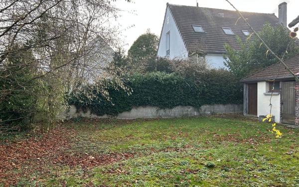 Immeuble à vendre    2 pièces • 84,41 m2 Compiègne