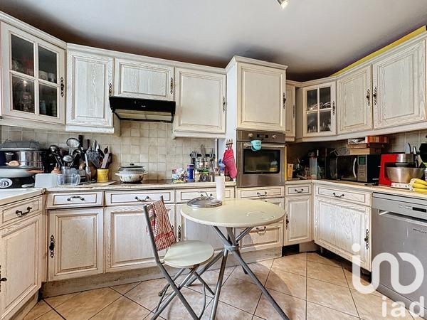 Maison à vendre 5 pièces 92 m² Évry