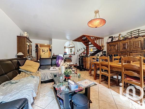 Maison à vendre 5 pièces 92 m² Évry