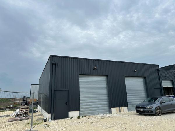 Local commercial Le Gua 89.69 m2