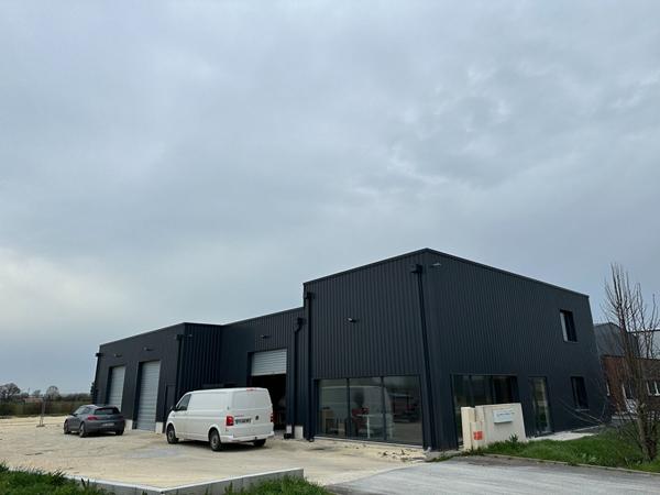 Local commercial Le Gua 89.69 m2