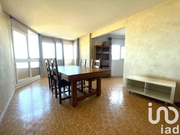 Appartement 4 pièces de 80 m² à Champs-sur-Marne (77420)