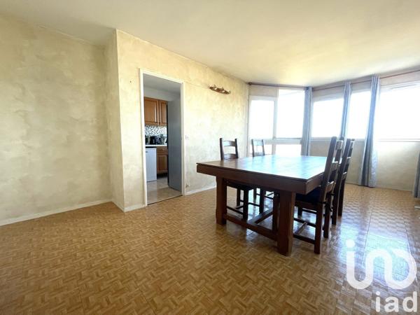 Appartement 4 pièces de 80 m² à Champs-sur-Marne (77420)