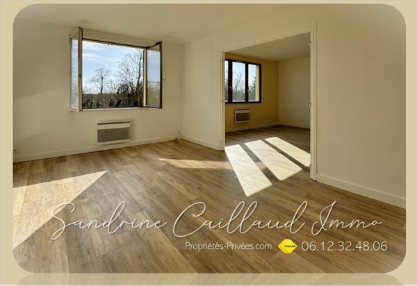 En EXCLUSIVITf VIP - Dans cadre exceptionnel - 8mn HOUDAN - Appartement T2+ - 1 chambre - séjour double - 137000 Euros HAI