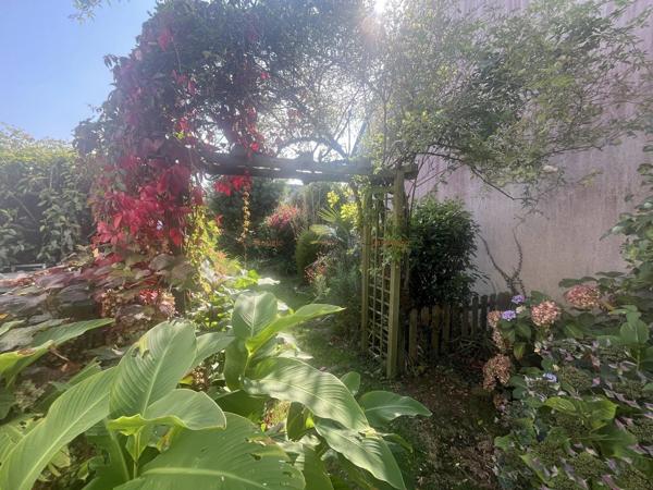 Villa 5 chambres avec jardin Sud et garage