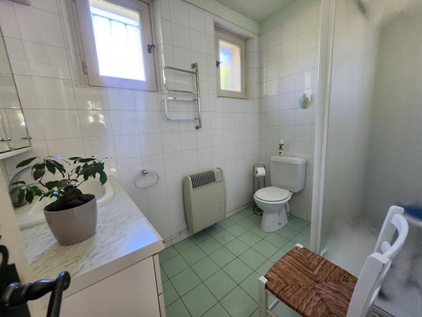 EXCLUSIVITE A VEDENE- GRAND AVIGNON - MAISON A VENDRE DE PLAIN PIED AVEC TERRAIN DE 1000 M² PROCHE CENTRE VILLE