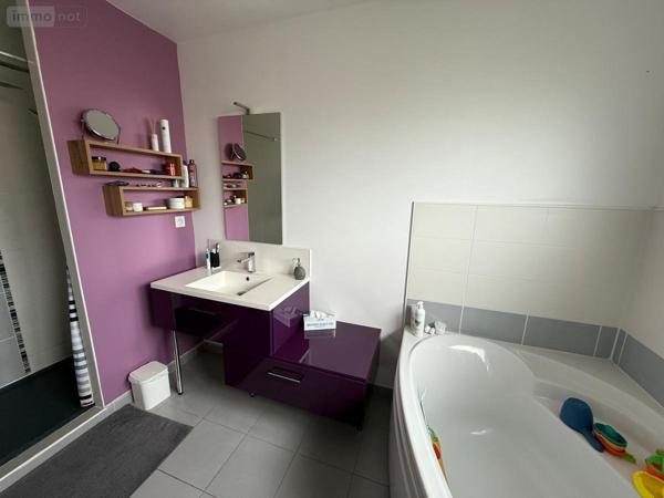 Maison à vendre à Bonchamp-lès-Laval en Mayenne (53960), ref : 53005-2128