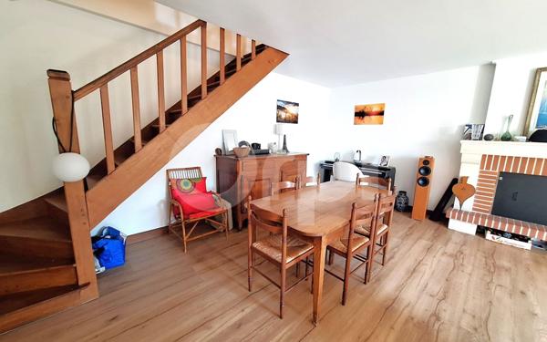 Maison à vendre    3 pièces •  Médis