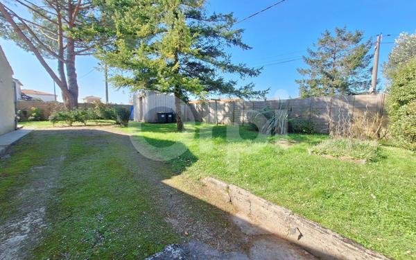 Maison à vendre    3 pièces •  Médis