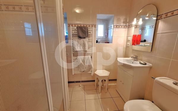 Maison à vendre    3 pièces •  Médis