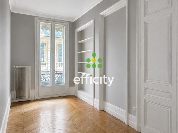 Appartement
         3 pièces
        - 62 m² 355 000 € *