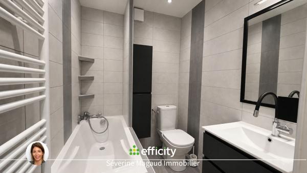 Maison
         6 pièces
        - 158 m²