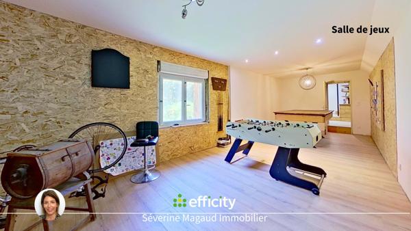 Maison
         6 pièces
        - 158 m²