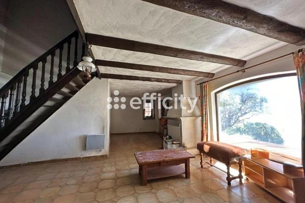 Maison
         5 pièces
        - 142 m²