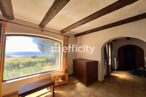 Maison
         5 pièces
        - 142 m²